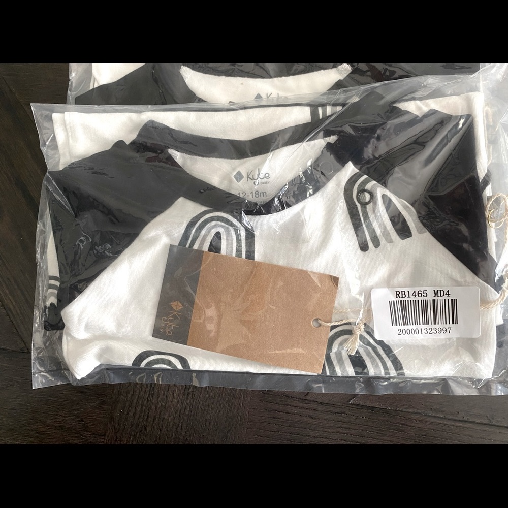 🌈Kyte Baby🌈Short-All 12-18m NWT NIB rainbow